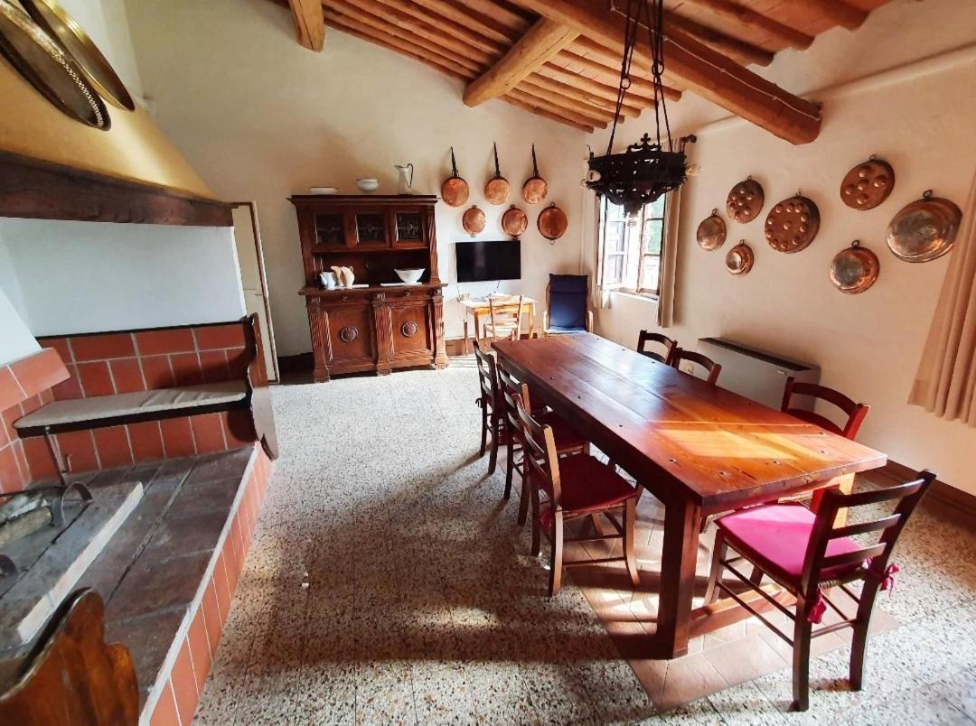 Casa Vacanze "L'Aione" Gambassi Terme Exterior foto