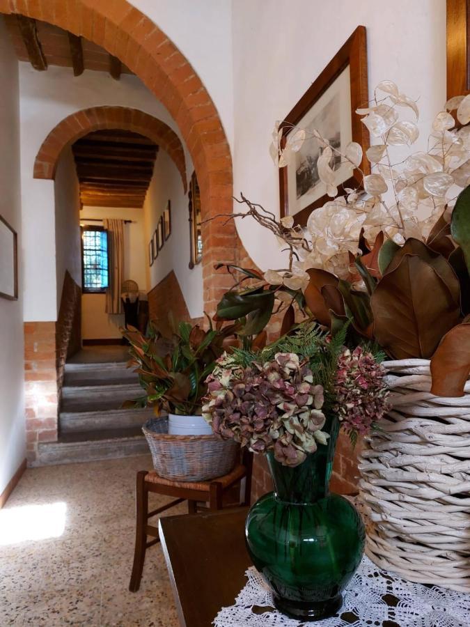 Casa Vacanze "L'Aione" Gambassi Terme Exterior foto