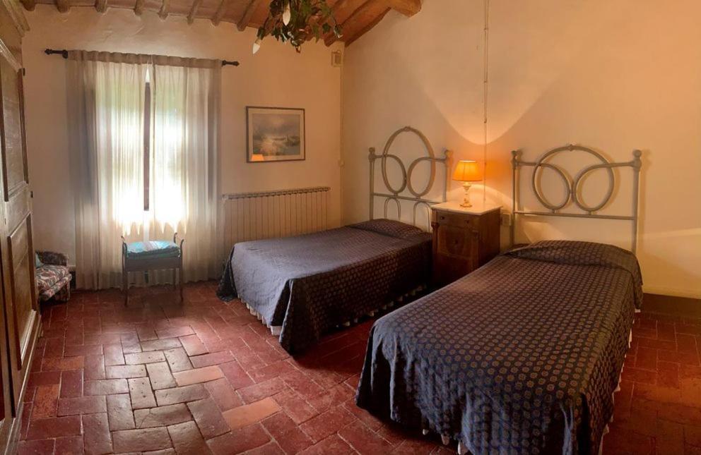Casa Vacanze "L'Aione" Gambassi Terme Exterior foto