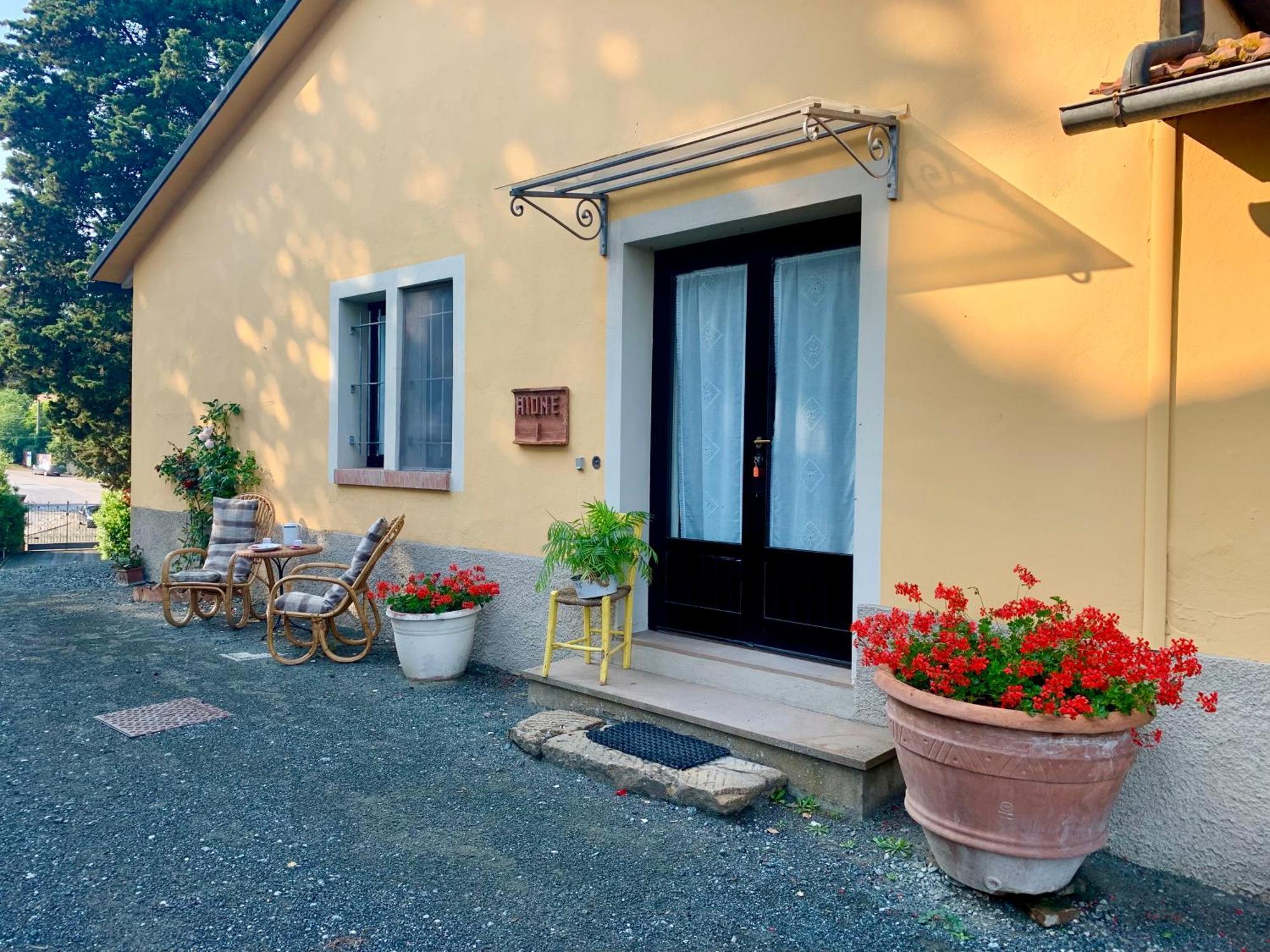 Casa Vacanze "L'Aione" Gambassi Terme Exterior foto