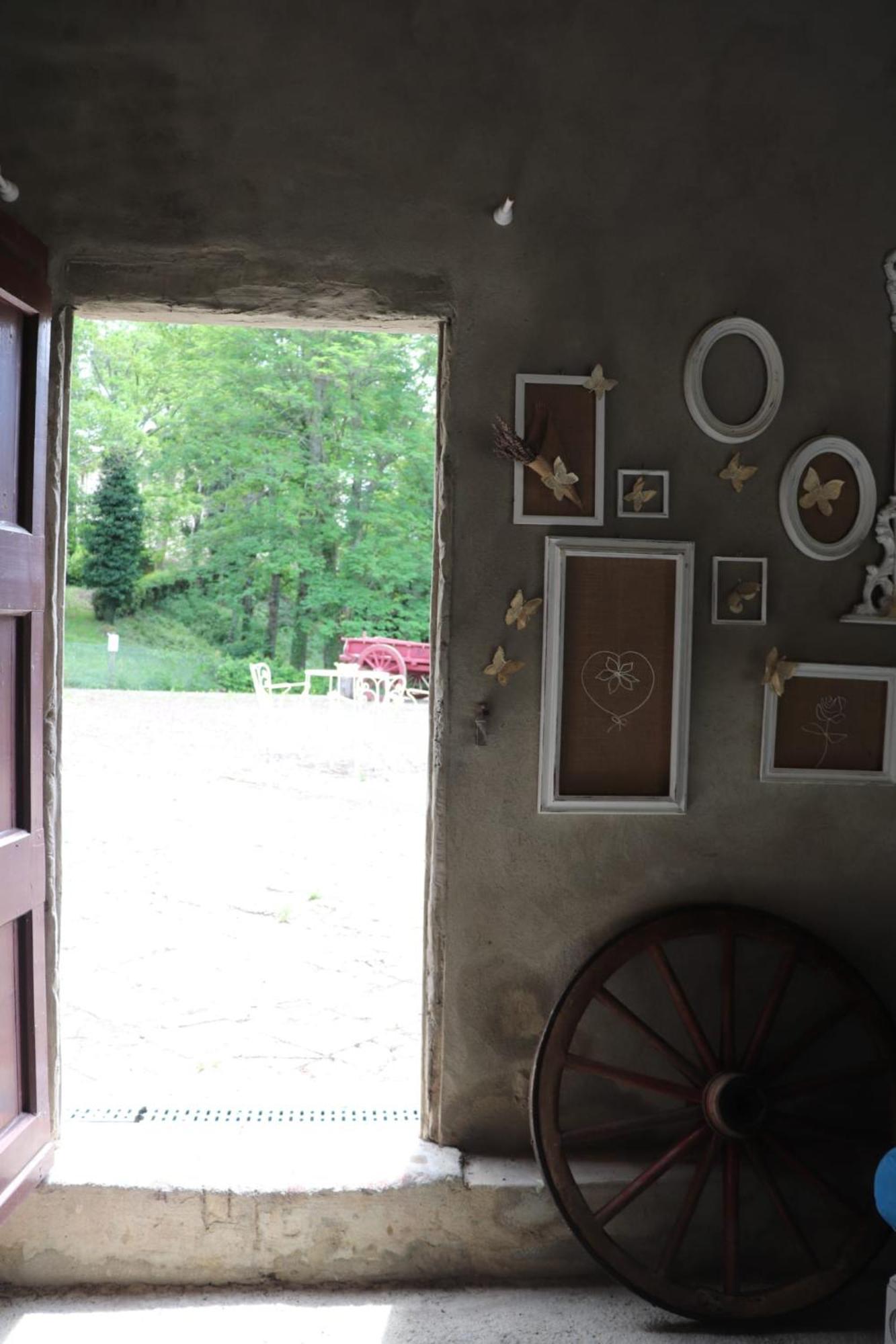 Casa Vacanze "L'Aione" Gambassi Terme Exterior foto