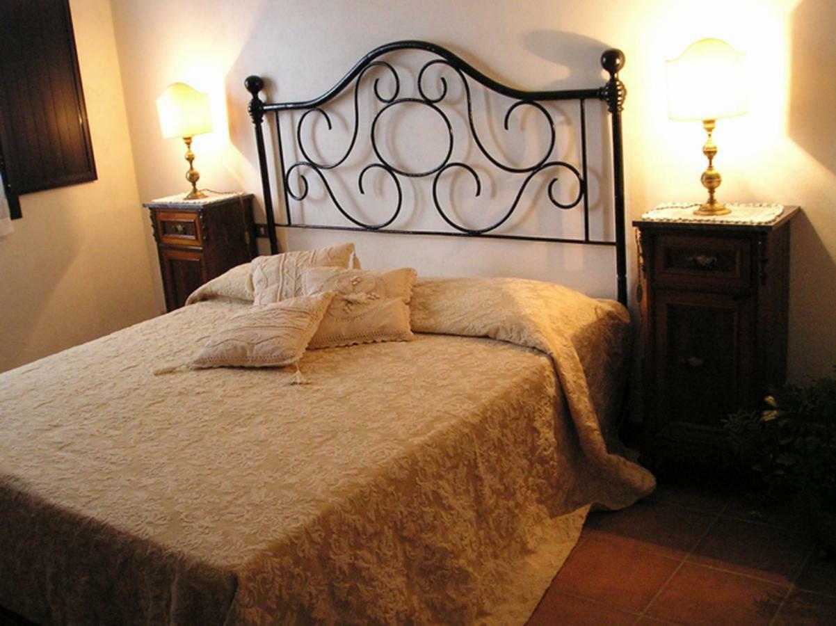 Casa Vacanze "L'Aione" Gambassi Terme Exterior foto